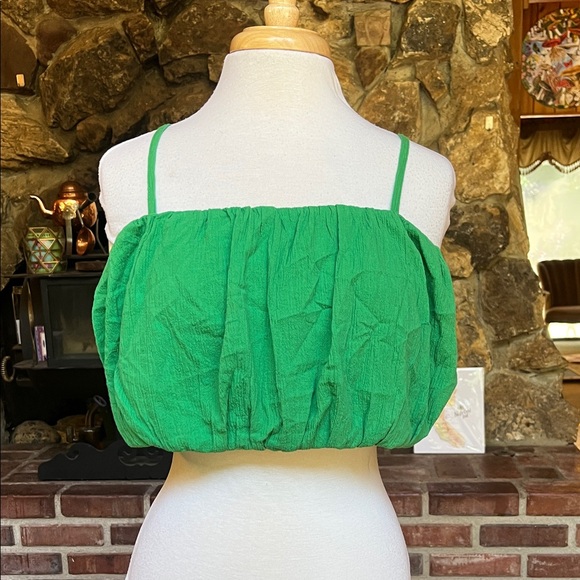 wild fable Tops - Wild Fable Green Crop Top (NWT)